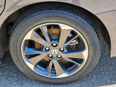 Used 2024 Honda Odyssey Elite image 15