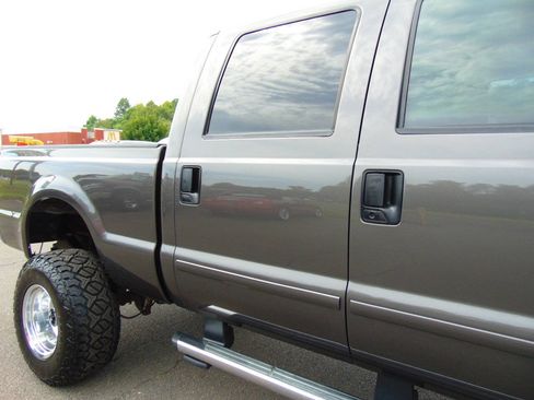 Used 2005 Ford F250 Lariat AWD/4WD image 40