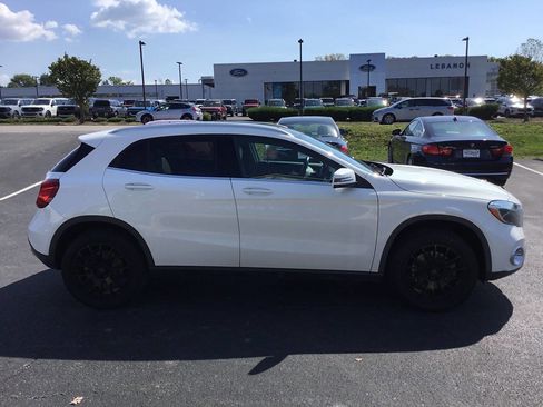 Used 2019 Mercedes-Benz GLA 250 4MATIC w/ Premium Package image 6