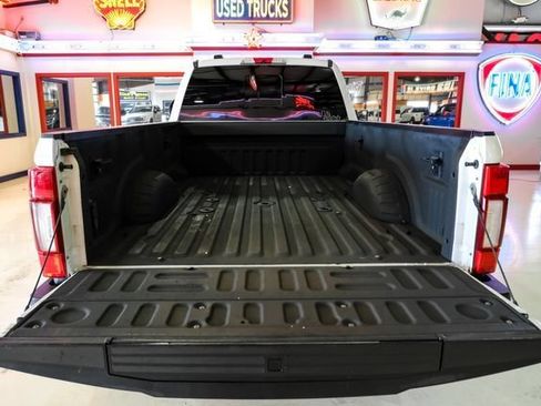 Used 2021 Ford F350 Platinum AWD/4WD image 9