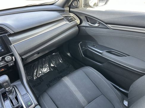 Used 2019 Honda Civic EX image 16