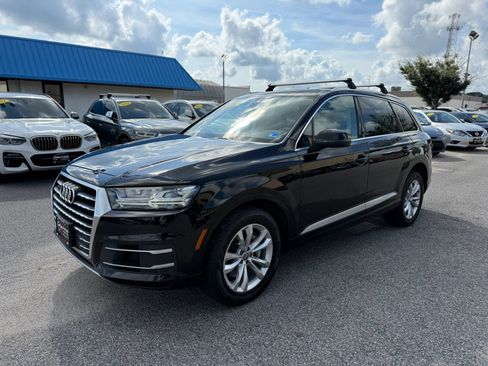 Used 2019 Audi Q7 3.0T Premium Plus w/ Premium Plus Package AWD/4WD image 4