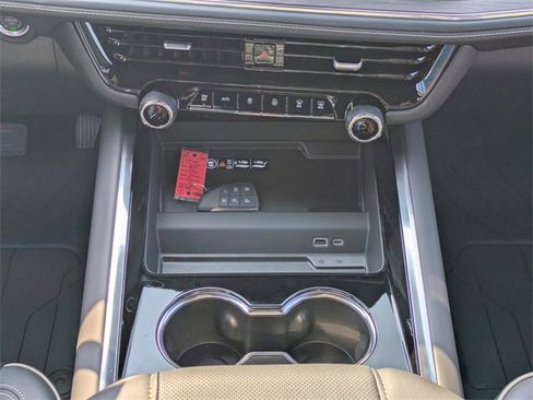 New 2025 Chevrolet Tahoe Premier image 22