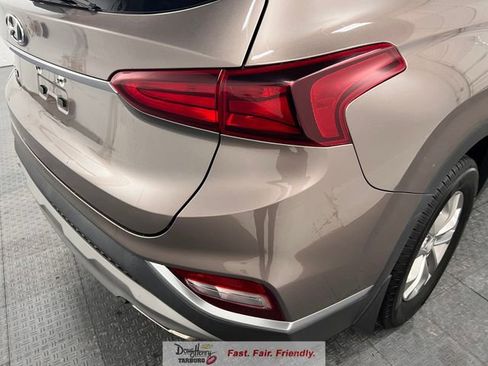 Used 2019 Hyundai Santa Fe SEL FWD image 15