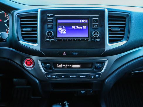 Used 2019 Honda Ridgeline RT image 26