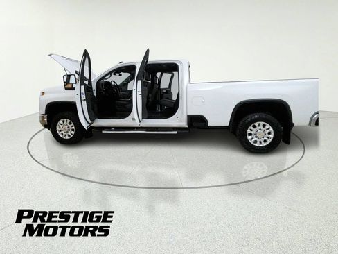 Used 2024 Chevrolet Silverado 3500 LT w/ True North Edition AWD/4WD image 11