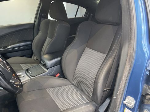 Used 2021 Dodge Charger GT w/ Blacktop Package RWD image 18