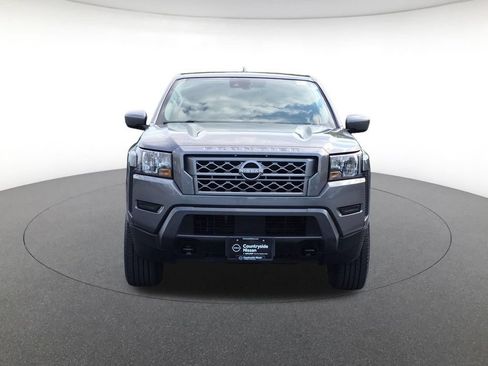 Used 2024 Nissan Frontier SV w/ Technology Package AWD/4WD image 2