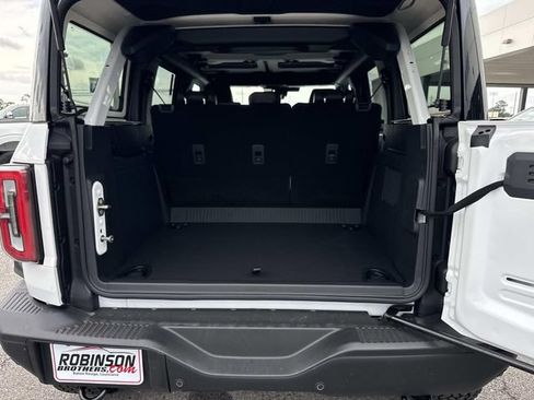 New 2026 Ford Bronco Badlands AWD/4WD image 13