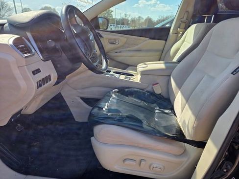 Used 2019 Nissan Murano SV w/ Premium Package image 6