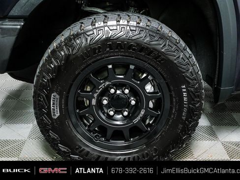 Certified 2024 GMC Sierra 1500 AT4X w/ AT4X AEV Edition AWD/4WD image 36