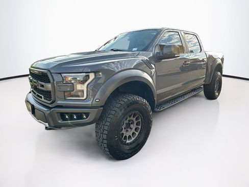 Used 2018 Ford F150 Raptor w/ Equipment Group 802A Luxury AWD/4WD image 3