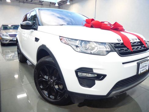 Used 2018 Land Rover Discovery Sport HSE image 1