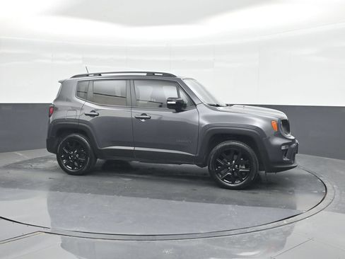 Used 2022 Jeep Renegade Altitude AWD/4WD image 11