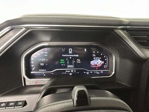 Used 2024 GMC Sierra 1500 Denali AWD/4WD image 18