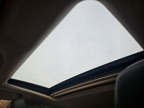 Used 2015 INFINITI Q50 Premium w/ Navigation Package image 29