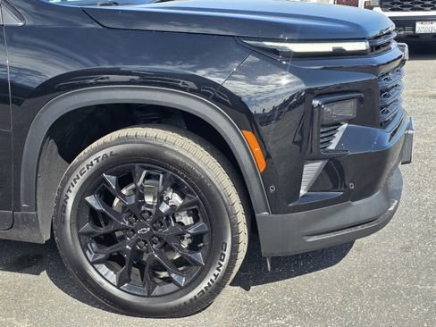 New 2025 Chevrolet Traverse LT w/ Enhanced Driving Package image 10