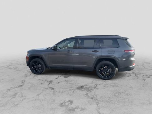 Certified 2023 Jeep Grand Cherokee L Laredo image 5