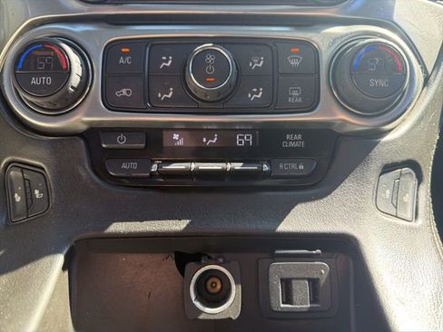 Used 2020 Chevrolet Tahoe LT image 34