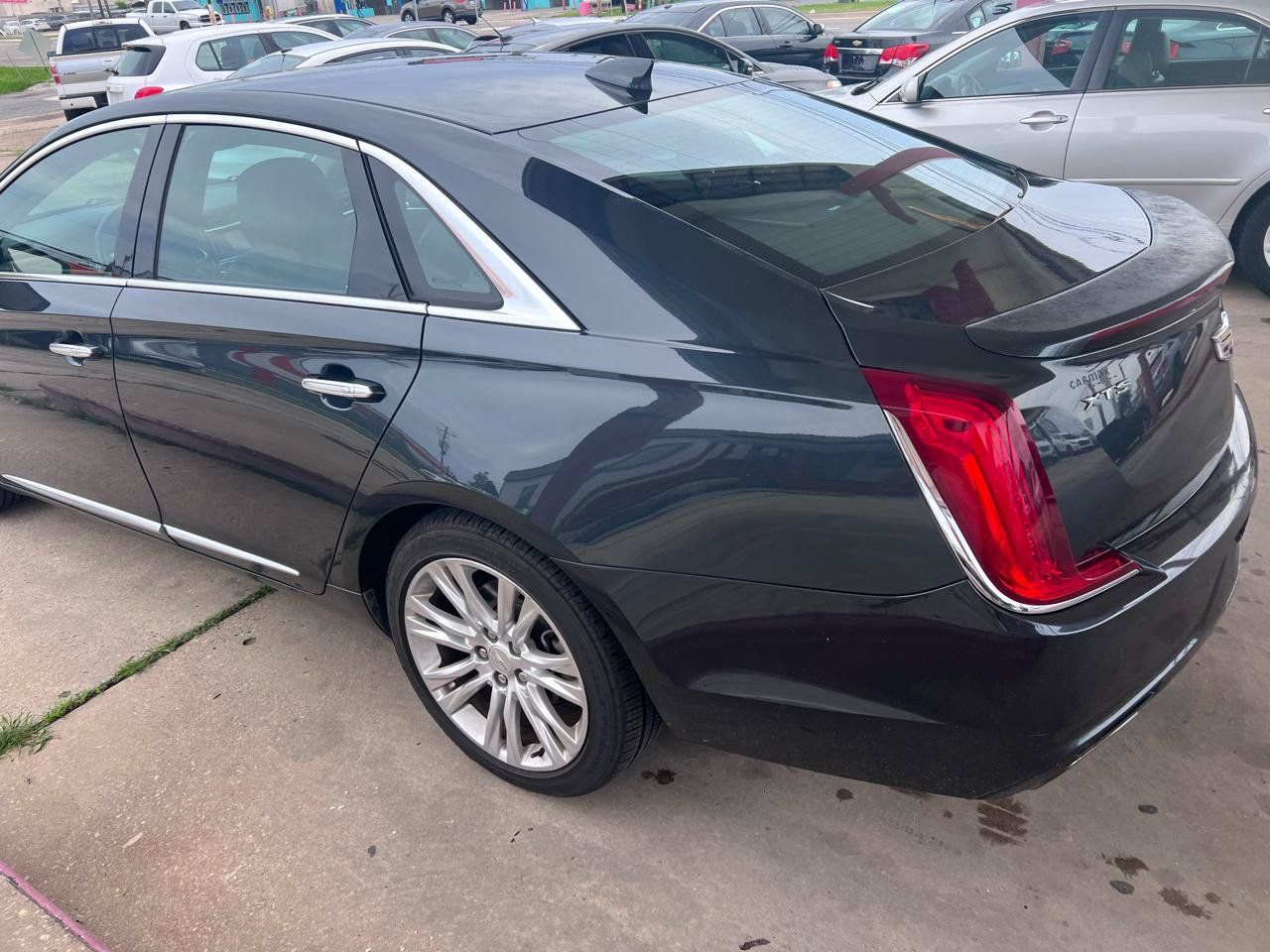 Used 2018 Cadillac XTS Luxury FWD image 5