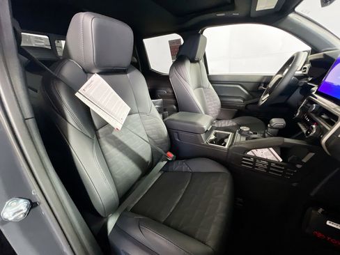 New 2026 Toyota Tacoma TRD Off-Road image 31