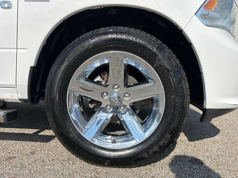 Used 2017 RAM 1500 Express image 41