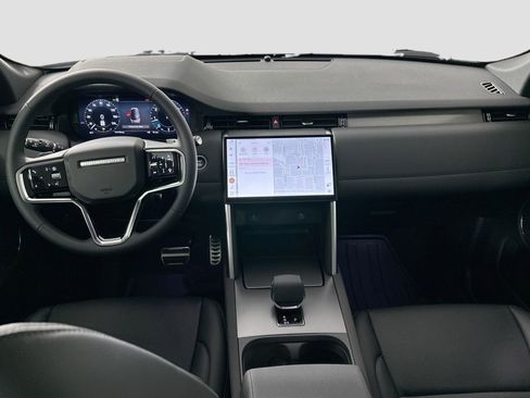 Certified 2025 Land Rover Discovery Sport Dynamic SE image 21