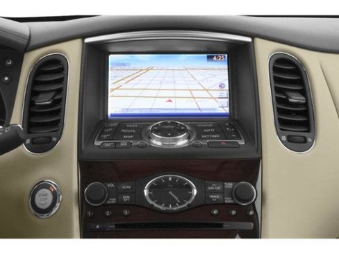 Used 2015 INFINITI QX50 AWD image 9
