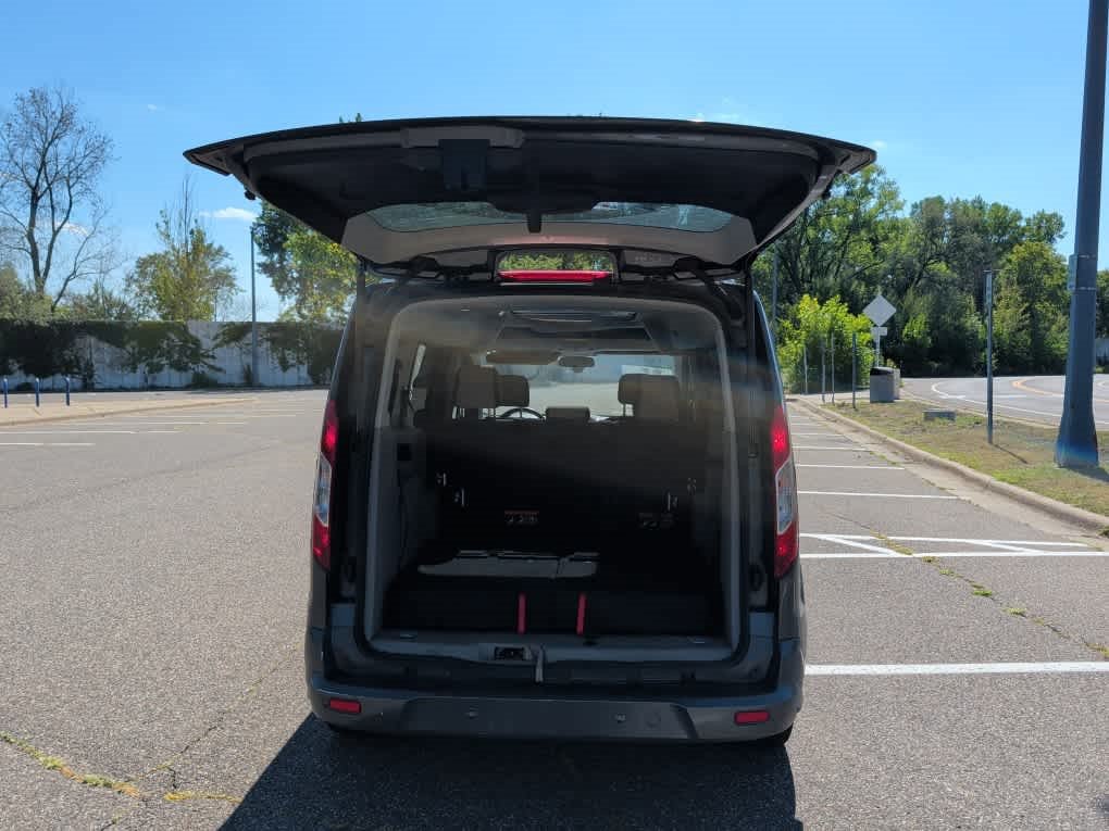 Used 2015 Ford Transit Connect XLT FWD image 5