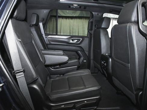 Used 2022 Chevrolet Tahoe LT w/ Luxury Package image 47