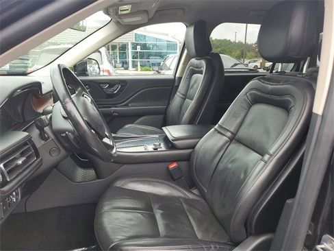 Used 2020 Lincoln Aviator Reserve w/ Elements Package Plus image 5
