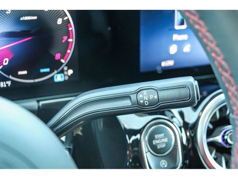 Certified 2025 Mercedes-Benz GLA 250 4MATIC image 21