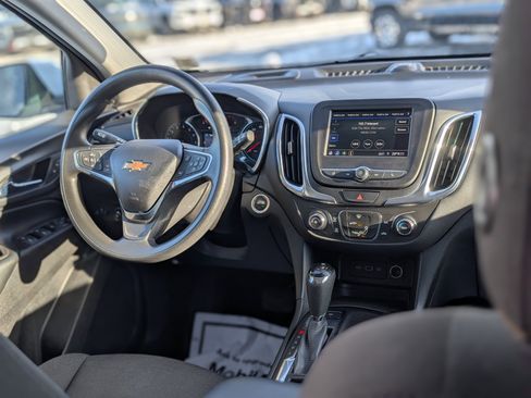 Used 2021 Chevrolet Equinox LT image 14