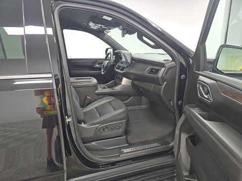 Used 2023 Chevrolet Tahoe LT AWD/4WD image 5