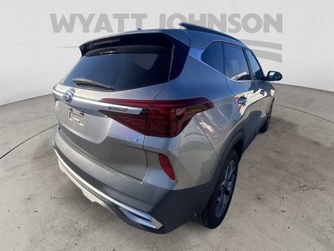 Used 2021 Kia Seltos EX AWD/4WD image 9