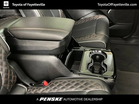 Used 2021 Jeep Grand Cherokee L Summit w/ Advanced Protech Group IV AWD/4WD image 10
