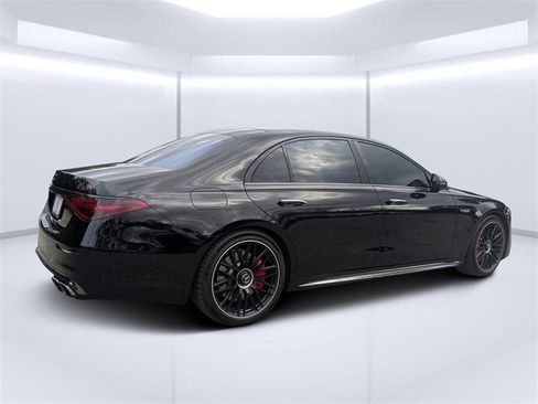 Used 2024 Mercedes-Benz S 63 AMG S image 3