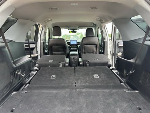 Used 2023 Ford Explorer Limited w/ Equipment Group 301A RWD image 38