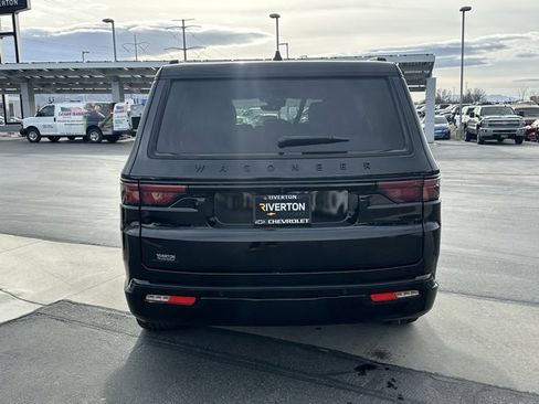 Used 2023 Jeep Wagoneer Series II image 28