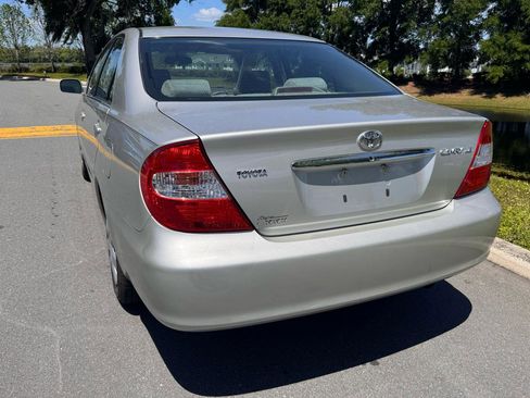 Used 2002 Toyota Camry XLE FWD image 13