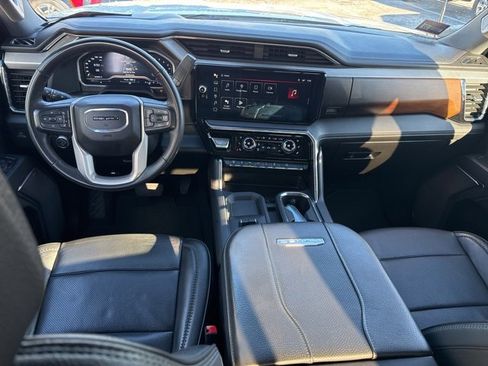 Used 2024 GMC Sierra 2500 Denali w/ Denali Reserve Package image 31