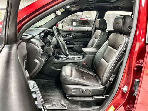Used 2023 Chevrolet Traverse High Country w/ LPO, Floor Liner Package image 11