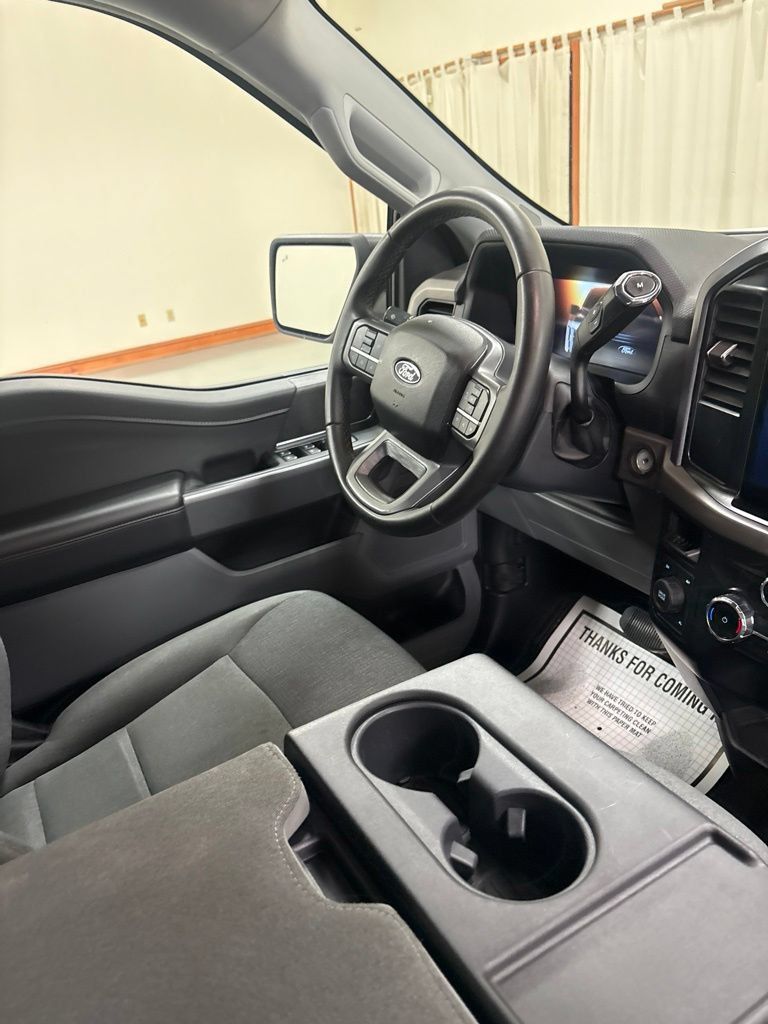 Used 2025 Ford F150 XLT w/ Equipment Group 301A Standard AWD/4WD image 24