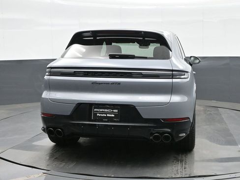 New 2026 Porsche Cayenne GTS image 6