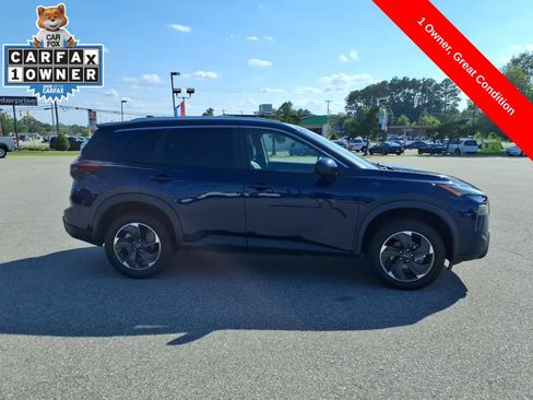 Used 2024 Nissan Rogue SV w/ SV Premium Package AWD/4WD image 6