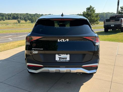 Used 2024 Kia Sportage EX FWD image 5