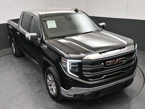 Used 2024 GMC Sierra 1500 SLT RWD image 22