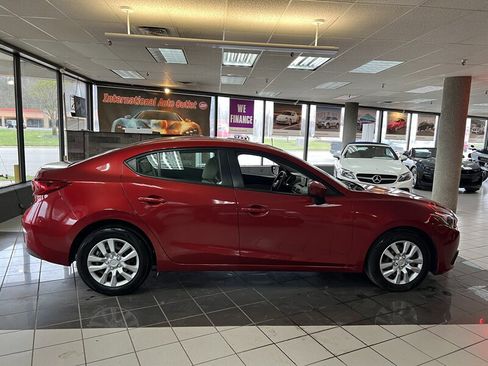 Used 2015 MAZDA MAZDA3 i Sport image 5