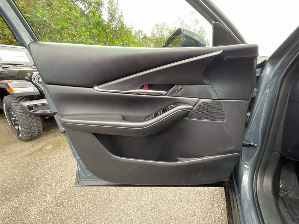 Used 2025 MAZDA CX-30 AWD 2.5 S w/ Preferred Package image 8