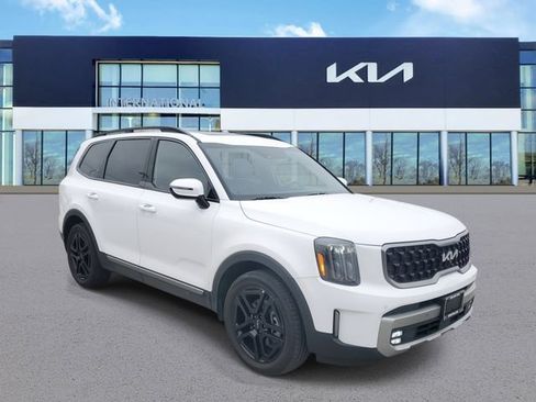 Used 2023 Kia Telluride SX X-Line AWD/4WD image 2